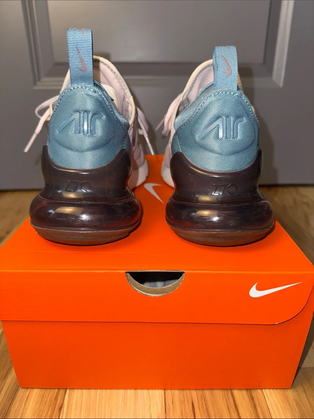 Nike Air Max 270 Women’s Sneakers Particle Rose/Teal Blue Size 8